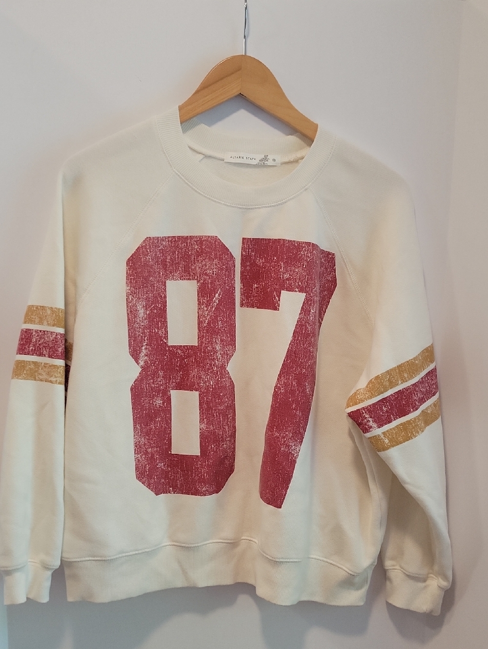 Altar’d State 87 Jersey Pullover Size Medium
